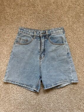 SHEIN Blue Washed Denim Shorts with Contrast Stitching